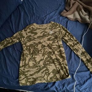 Nike Olive and Beige Camouflage Long Sleeve